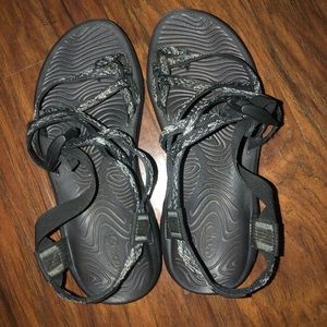 Chacos size 8